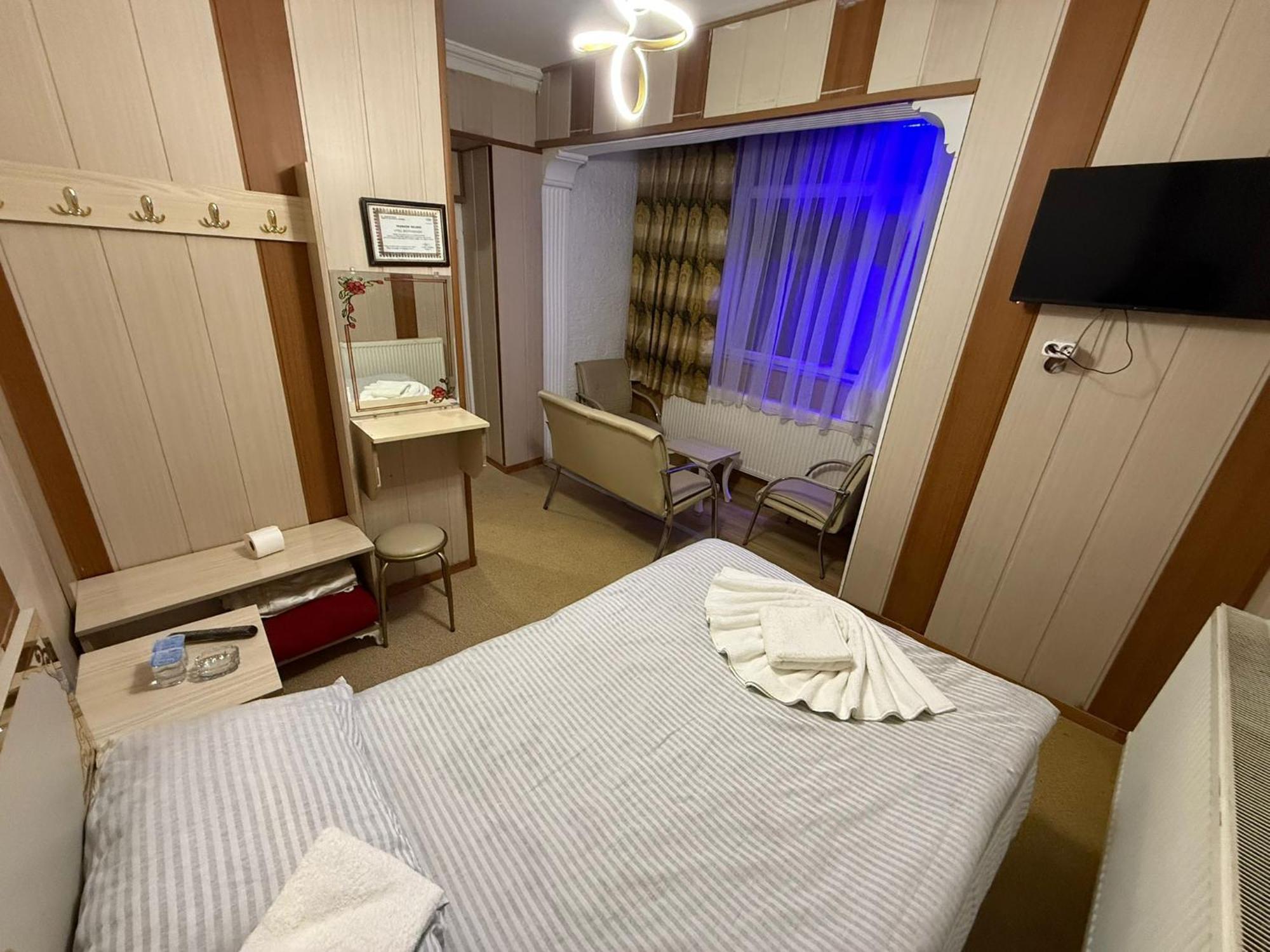 Otel Bueyuek Dogu 埃尔祖鲁姆 外观 照片