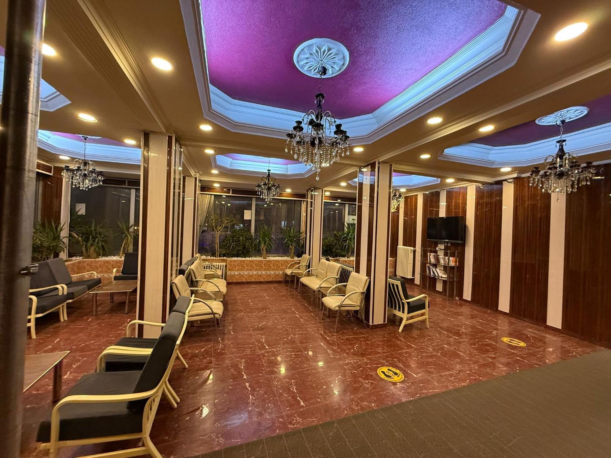 Otel Bueyuek Dogu 埃尔祖鲁姆 外观 照片